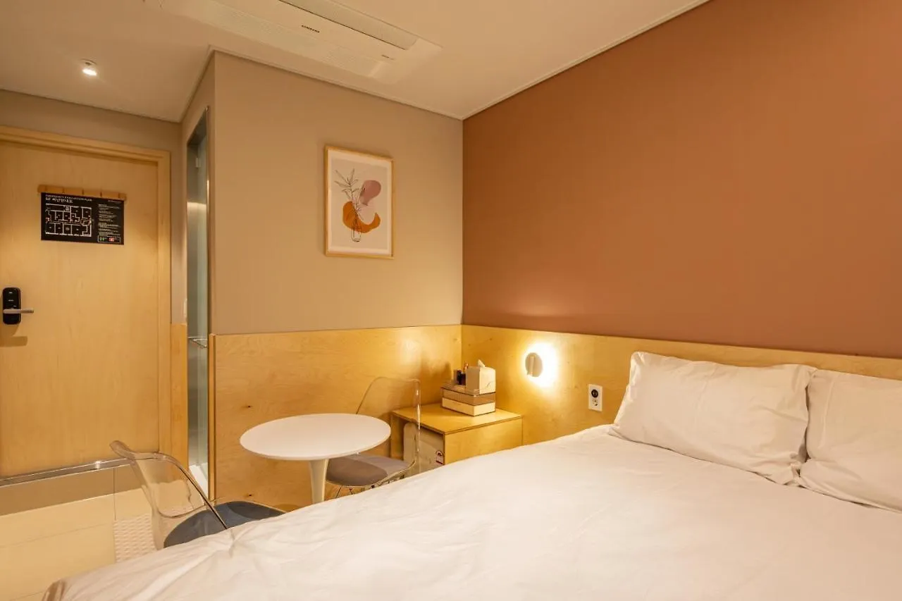Hithere City Myeongdong Seoul Hostel