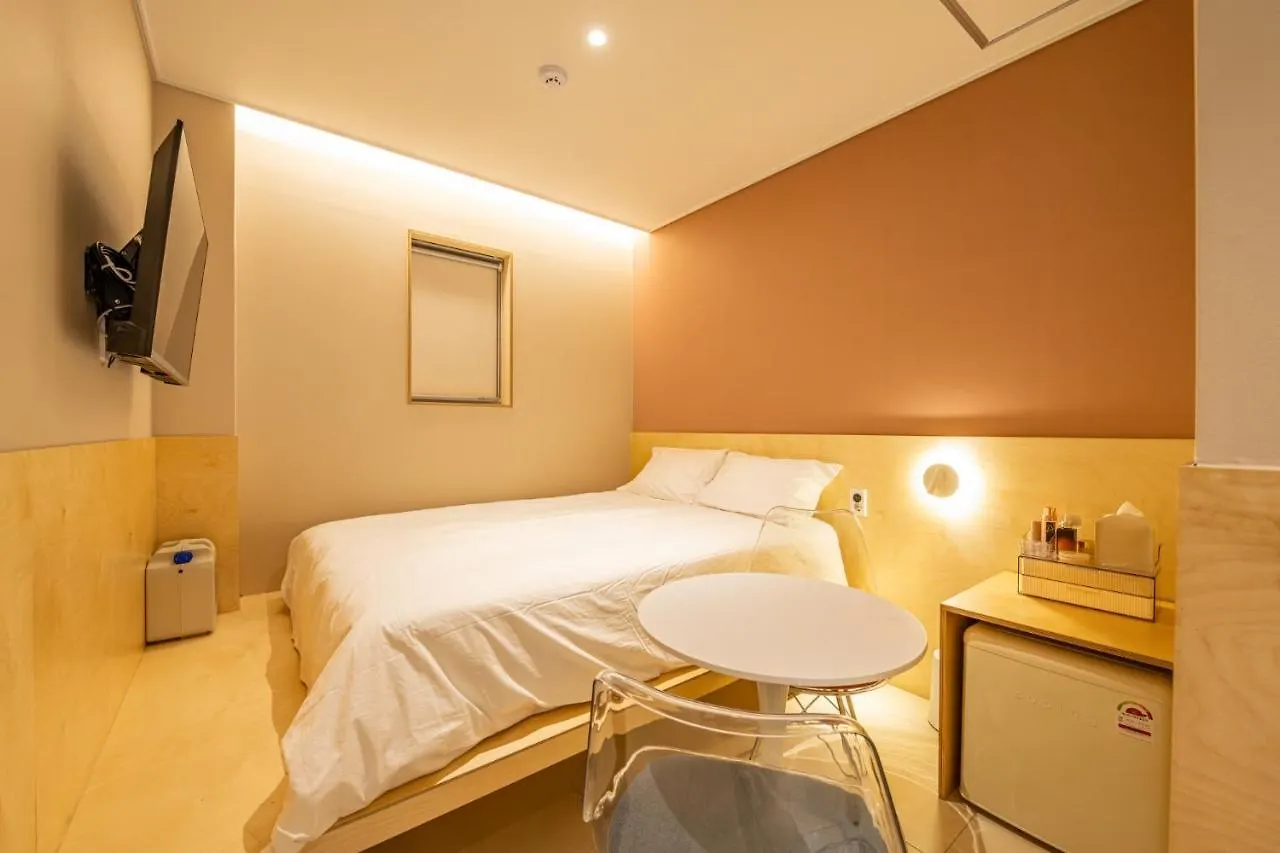 Hithere City Myeongdong Seoul Hostel