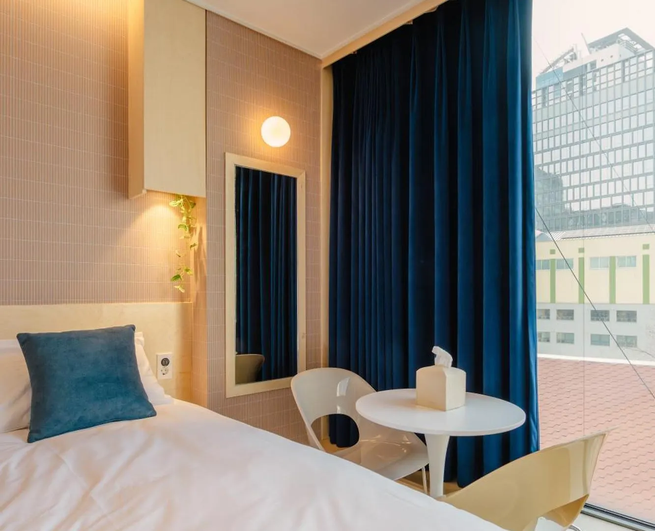 Hithere City Myeongdong Seoul Hostel